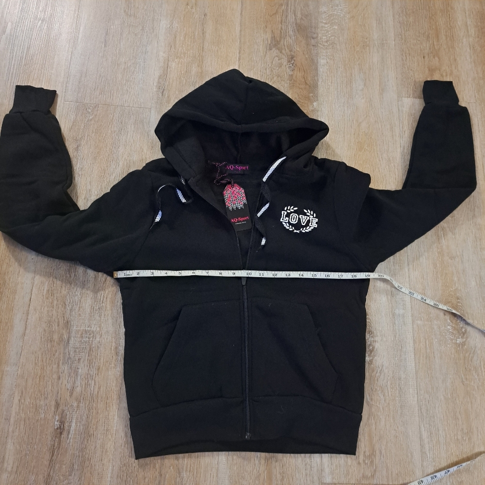 AQ-Sport Fashion Black Zip-Up  Hoodie with Love Logo Women's Size Large NWT